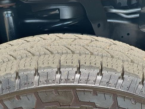 Used 2024 RAM 3500 Big Horn image 31