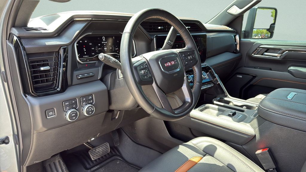 Used 2024 GMC Sierra 2500 AT4 w/ AT4 Premium Plus Package AWD/4WD image 20