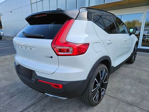 Used 2019 Volvo XC40 T5 R-Design AWD/4WD image 5