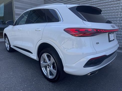 New 2025 Audi Q5 Premium Plus image 3