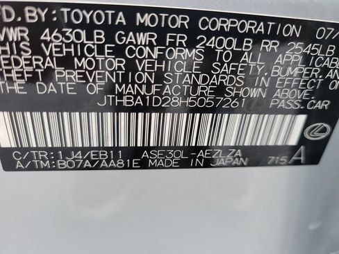 Used 2017 Lexus IS 200t RWD image 37