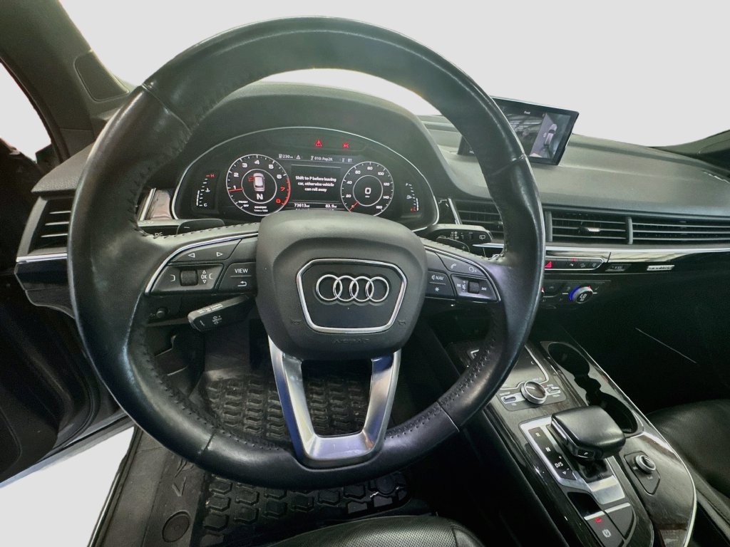 Used 2017 Audi Q7 3.0T Premium Plus w/ Premium Plus Package AWD/4WD image 13