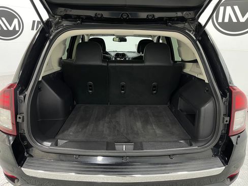 Used 2017 Jeep Compass High Altitude image 27