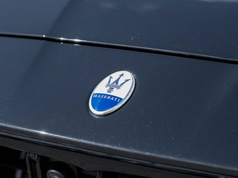 Used 2022 Maserati Quattroporte Trofeo RWD image 56