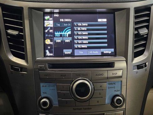 Used 2014 Subaru Outback 2.5i Limited AWD/4WD image 28