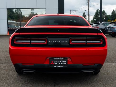 Used 2021 Dodge Challenger R/T w/ Driver Convenience Group image 5