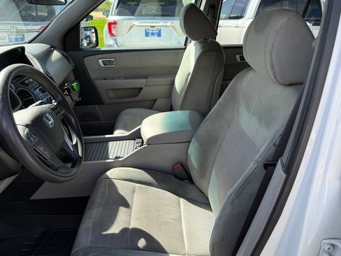 Used 2014 Honda Pilot EX image 11