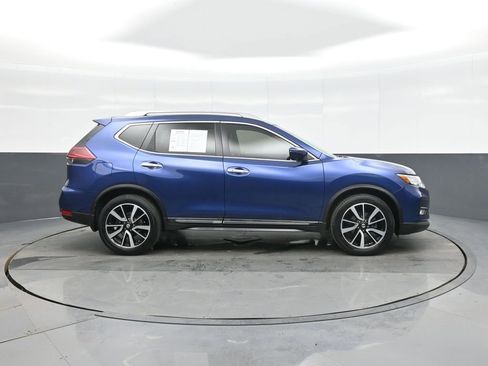 Used 2019 Nissan Rogue SL w/ Premium Package image 8