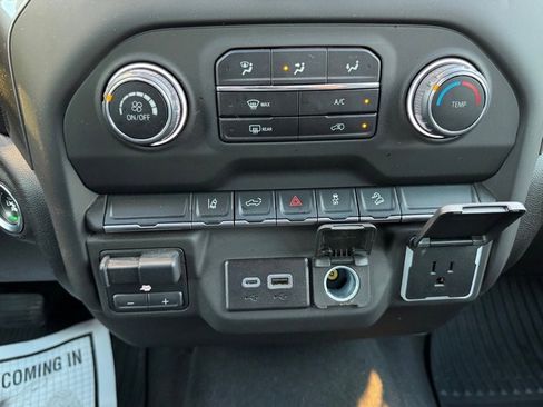 Used 2025 Chevrolet Silverado 2500 Custom w/ Custom Convenience Package image 21