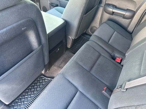 Used 2013 Chevrolet Silverado 2500 LT w/ Interior Plus Package AWD/4WD image 4
