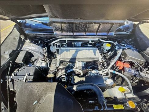 Used 2024 Subaru Ascent Premium w/ Convenience Package image 6