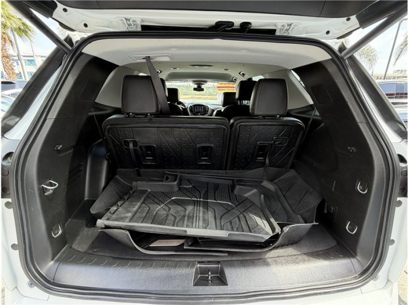 Used 2020 Chevrolet Traverse Premier FWD image 27