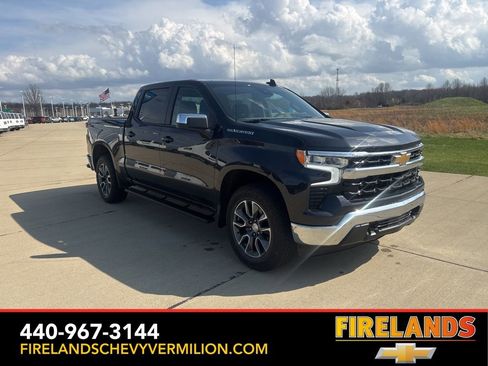 Used 2024 Chevrolet Silverado 1500 LT image 8
