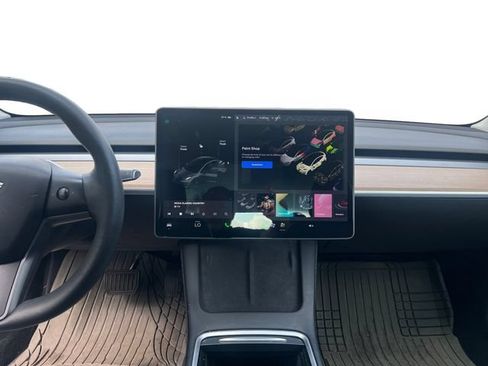 Used 2021 Tesla Model 3 Long Range AWD/4WD image 14
