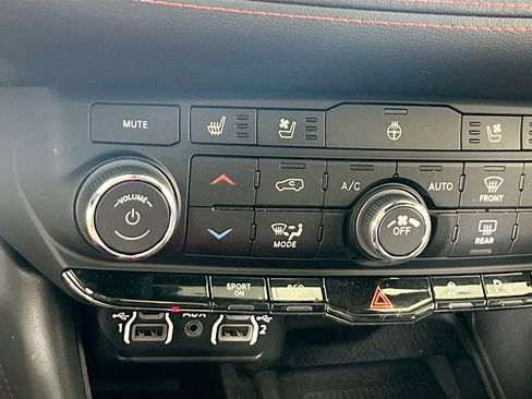 Used 2023 Dodge Durango R/T AWD/4WD image 20
