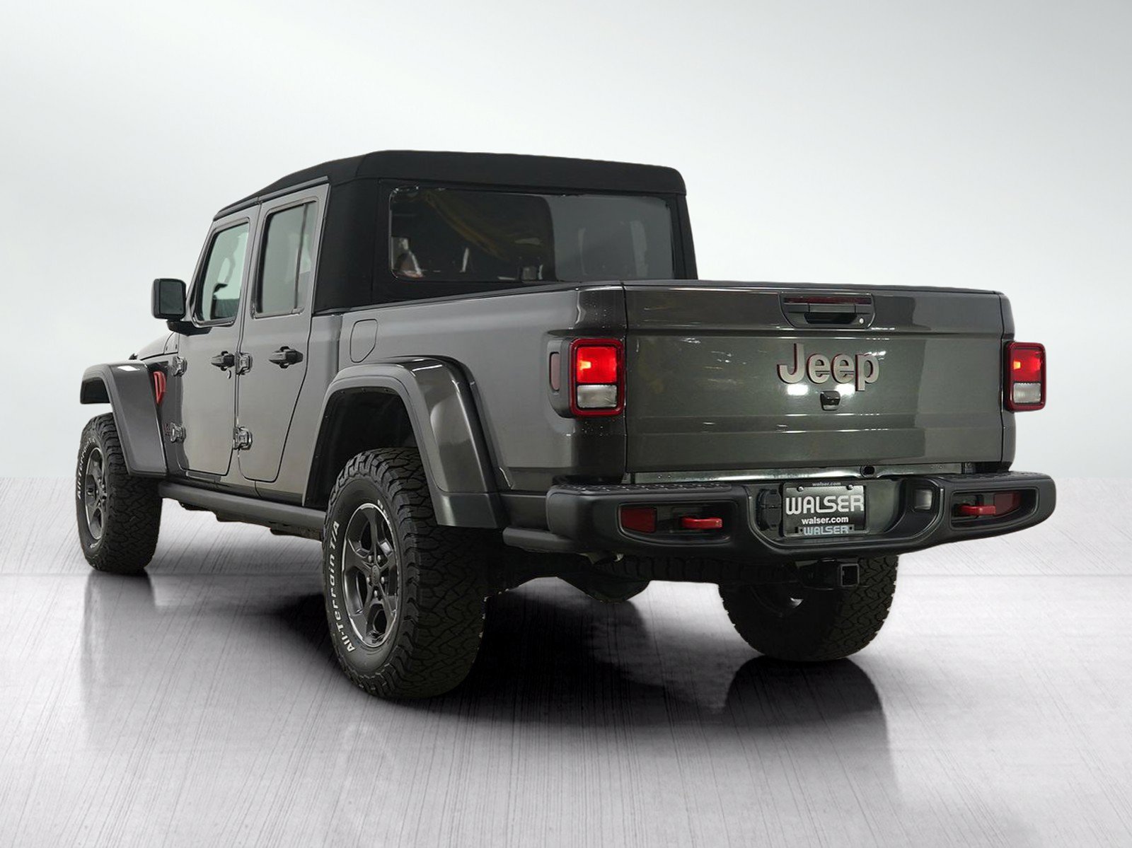 Used 2022 Jeep Gladiator Rubicon w/ Trailer Tow Package AWD/4WD image 4