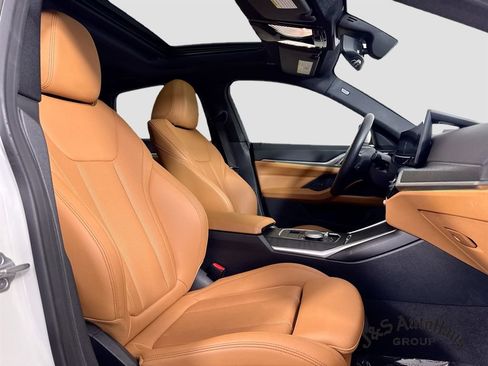 Used 2023 BMW i4 eDrive35 w/ Premium Package RWD image 34