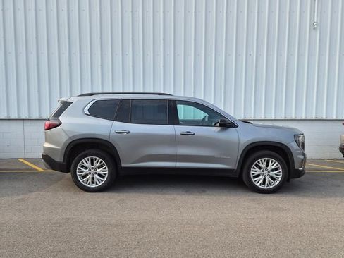 Used 2024 GMC Acadia Elevation AWD/4WD image 4