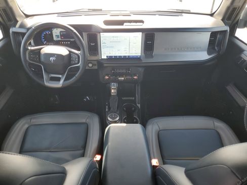 Used 2023 Ford Bronco Outer Banks image 13