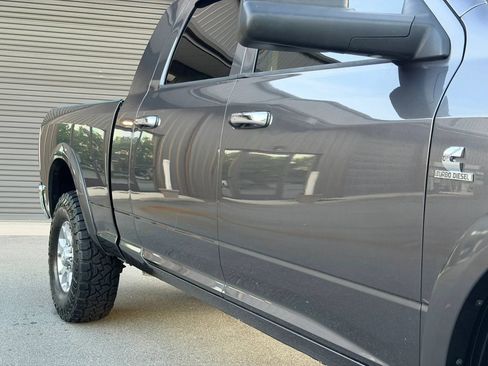 Used 2018 RAM 2500 Laramie AWD/4WD image 14