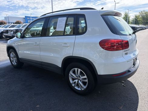 Used 2017 Volkswagen Tiguan S AWD/4WD image 8