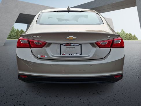 Used 2024 Chevrolet Malibu LT FWD image 5