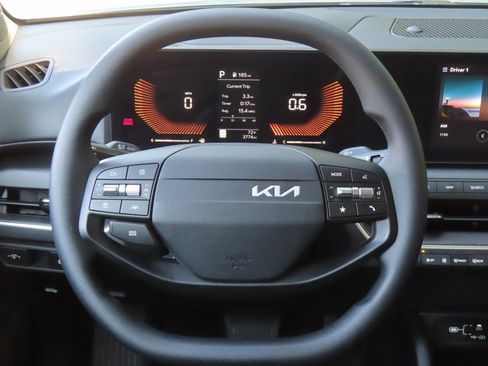 Certified 2025 Kia K4 LXS image 15