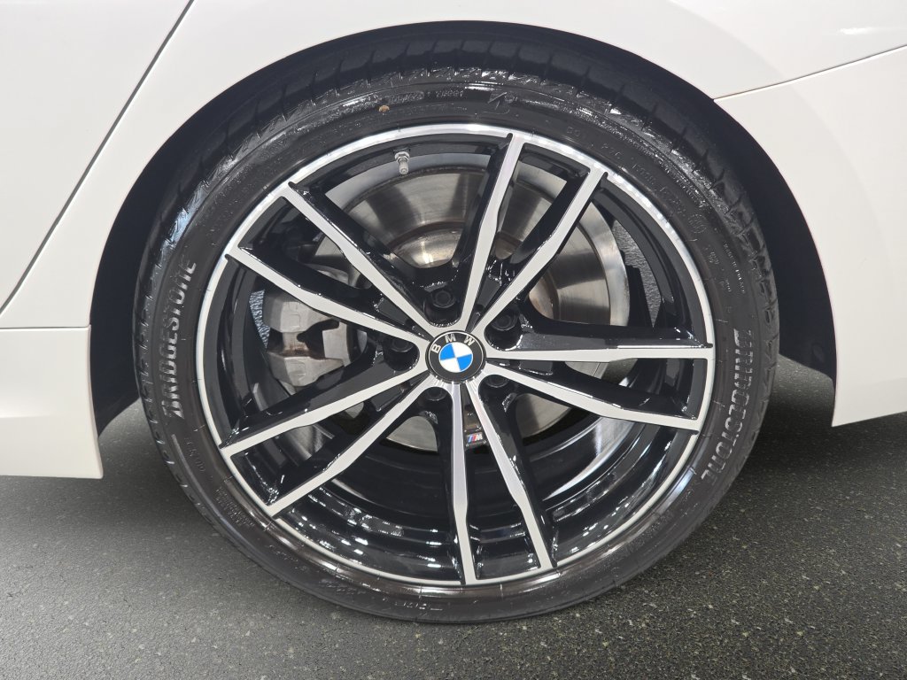 Certified 2023 BMW 330i Sedan w/ M Sport Package RWD image 24