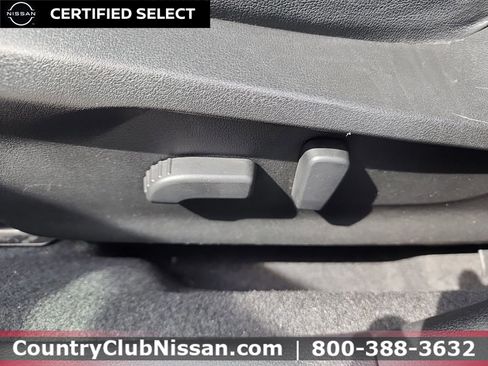 Used 2022 Subaru Crosstrek 2.5i Limited w/ Moonroof Package 2 AWD/4WD image 12