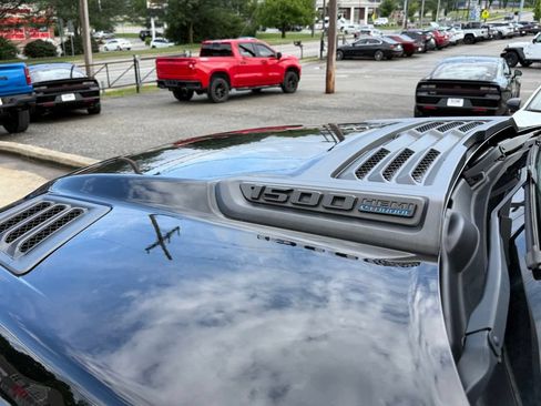 Used 2022 RAM 1500 Limited w/ Night Edition AWD/4WD image 11