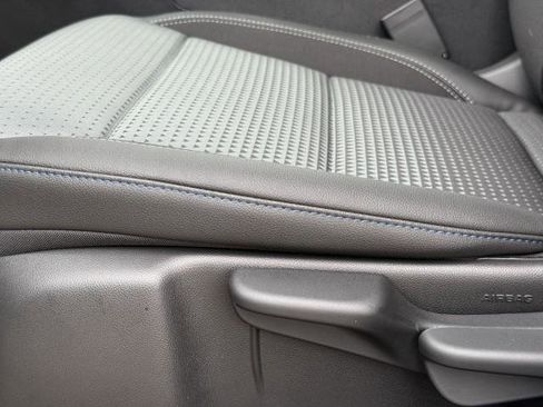 New 2026 Chevrolet Trax LT image 16