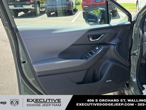 Used 2024 Subaru Crosstrek 2.5i Limited AWD/4WD image 9