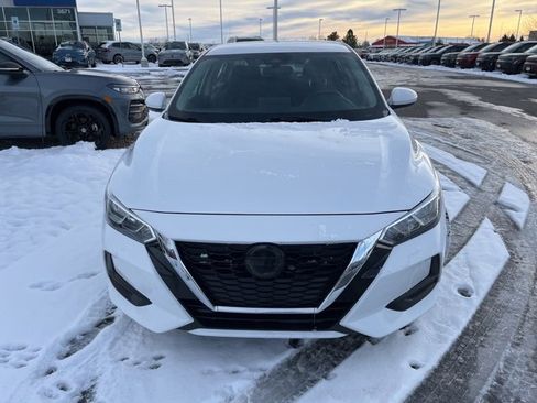 Used 2022 Nissan Sentra SV image 8