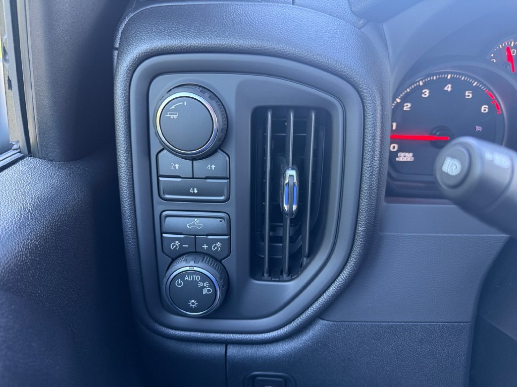 New 2026 Chevrolet Silverado 2500 Custom w/ Custom Convenience Package AWD/4WD image 19