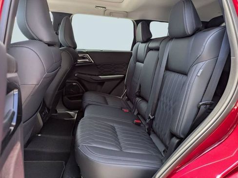 New 2026 Mitsubishi Outlander SEL FWD image 15
