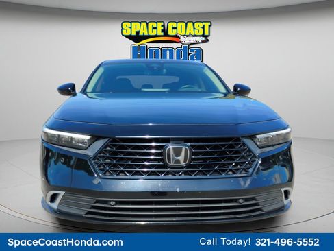 Certified 2023 Honda Accord Touring image 8