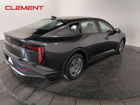 Used 2025 Kia K4 FWD image 9
