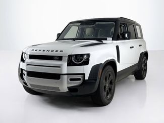 Used 2020 Land Rover Defender 110 S video 1