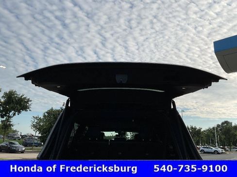 Used 2024 Jeep Grand Wagoneer L Series II w/ Quick Order Packagew 28T AWD/4WD image 19