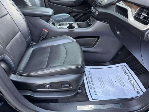 Used 2018 GMC Terrain Denali w/ Advanced Safety Package AWD/4WD image 17
