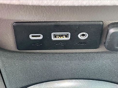 Used 2025 Chevrolet Malibu LT image 16