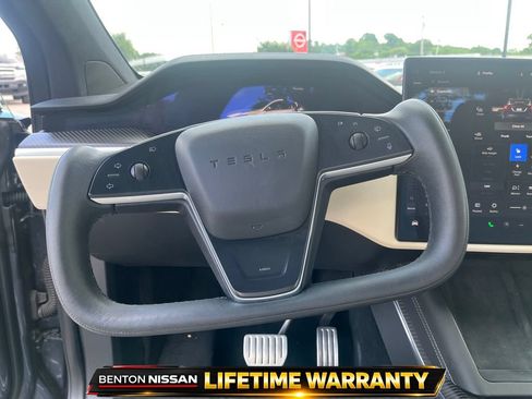 Used 2022 Tesla Model X Plaid AWD/4WD image 16