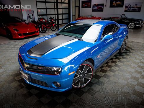 Used 2013 Chevrolet Camaro SS w/ Hot Wheels Special Edition image 8