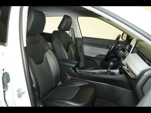 Used 2022 Jeep Compass Latitude w/ Convenience Group image 28