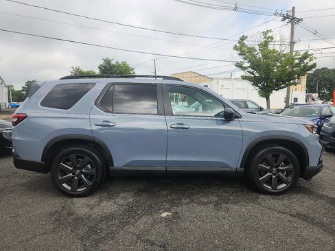 Used 2023 Honda Pilot Sport image 7