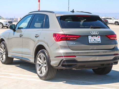 Used 2025 Audi Q3 2.0T Premium w/ Convenience Package image 9