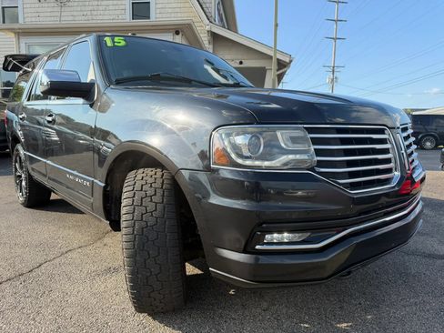 Used 2015 Lincoln Navigator 4WD image 22