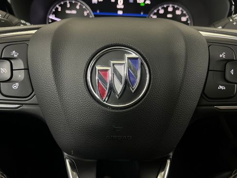Used 2023 Buick Envision Essence image 61