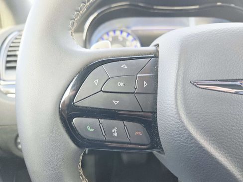 Used 2023 Chrysler 300 S image 24