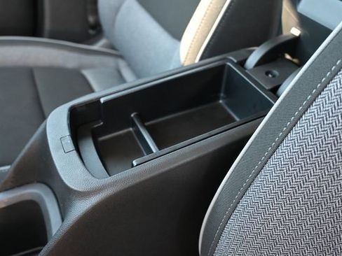 Used 2023 Chevrolet TrailBlazer LS image 25